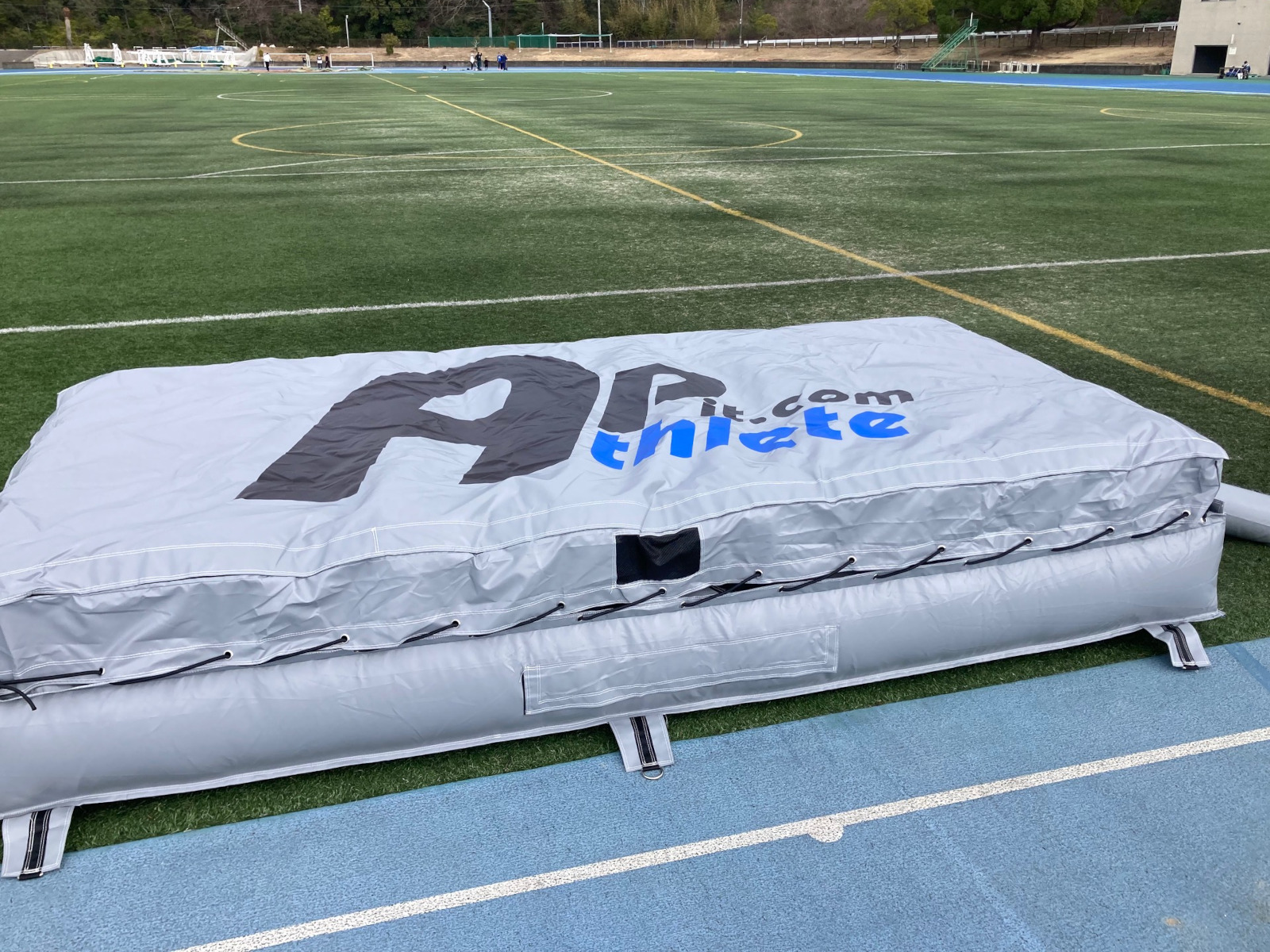 ファーストピット（ハイジャンプ）